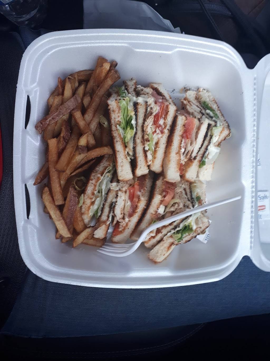 Restaurant Le 317 | restaurant | 899 QC-317, Thurso, QC J0X 3B0, Canada | 8198000219 OR +1 819-800-0219