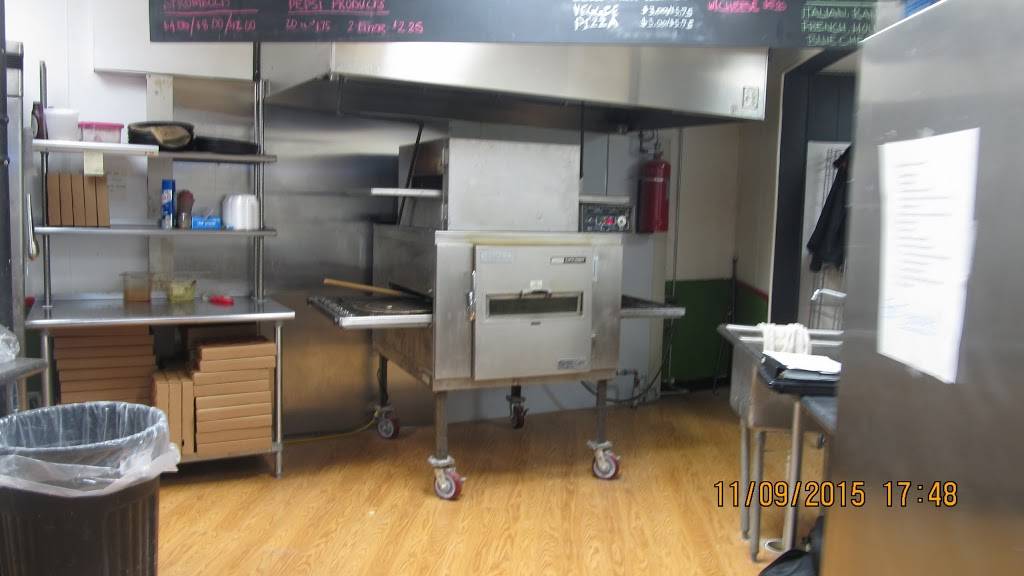 Emielios Little Italy | restaurant | 105 Kilbourne St, Bellevue, OH 44811, USA | 4194833777 OR +1 419-483-3777