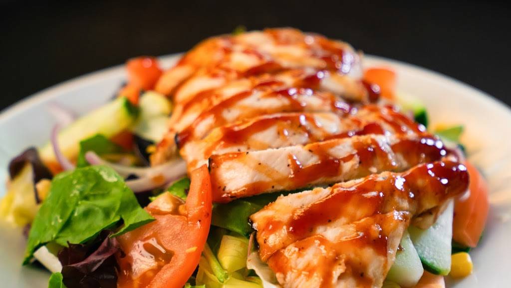 Bambinas Pizza n Chicken | meal delivery | 735 E 12th St STE 406, Los Angeles, CA 90021, USA | 2137491407 OR +1 213-749-1407