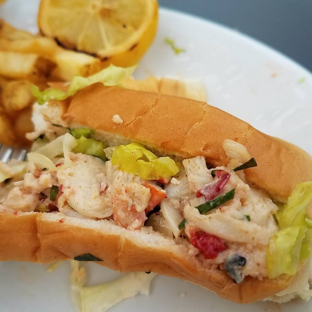 Dillons | restaurant | 955 Boylston St, Boston, MA 02115, USA | 6174211818 OR +1 617-421-1818