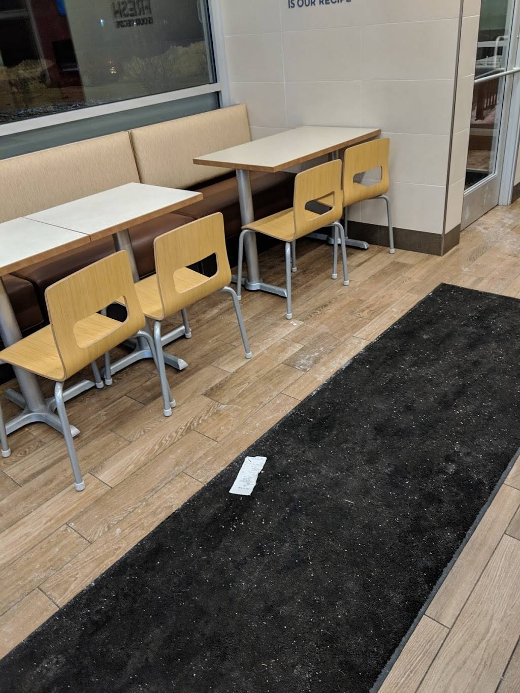 Wendys | restaurant | 46048 Hwy 20, Oberlin, OH 44074, USA | 4405745000 OR +1 440-574-5000