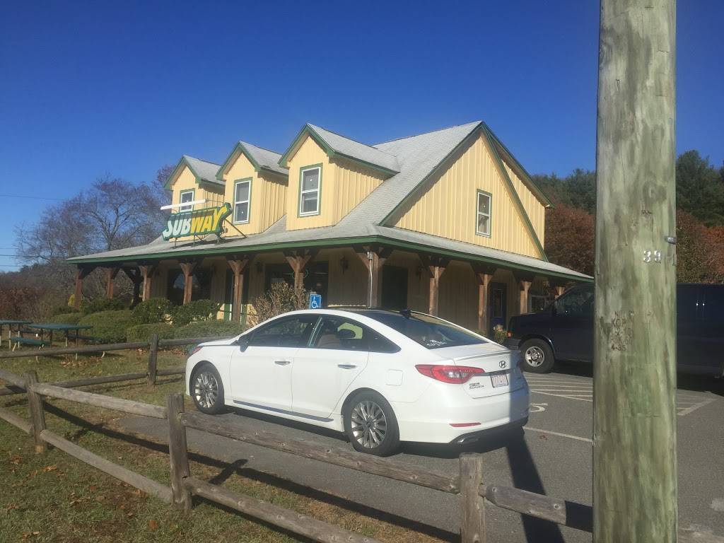 Subway | restaurant | 5 Clark Mountain Rd, Sunderland, MA 01375, USA | 4136650900 OR +1 413-665-0900
