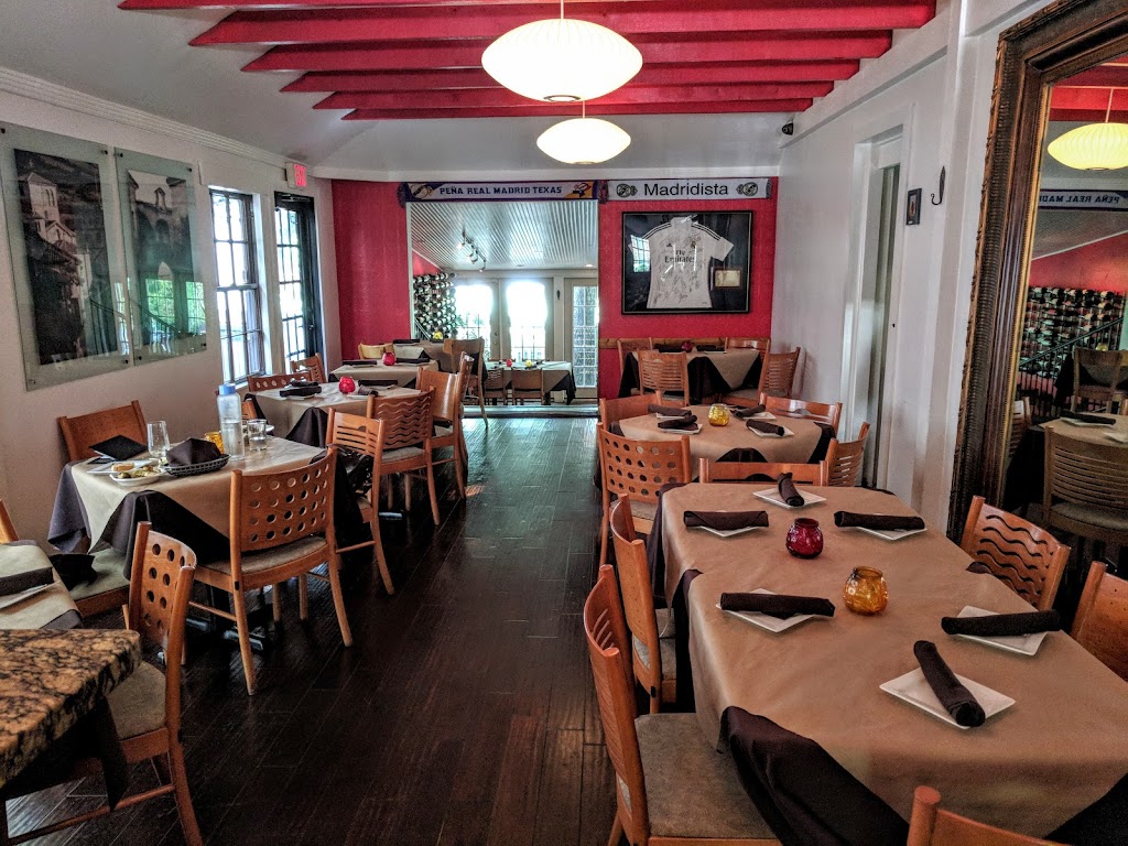 Si Tapas | restaurant | 2207 Allen St, Dallas, TX 75204, USA | 2147200324 OR +1 214-720-0324