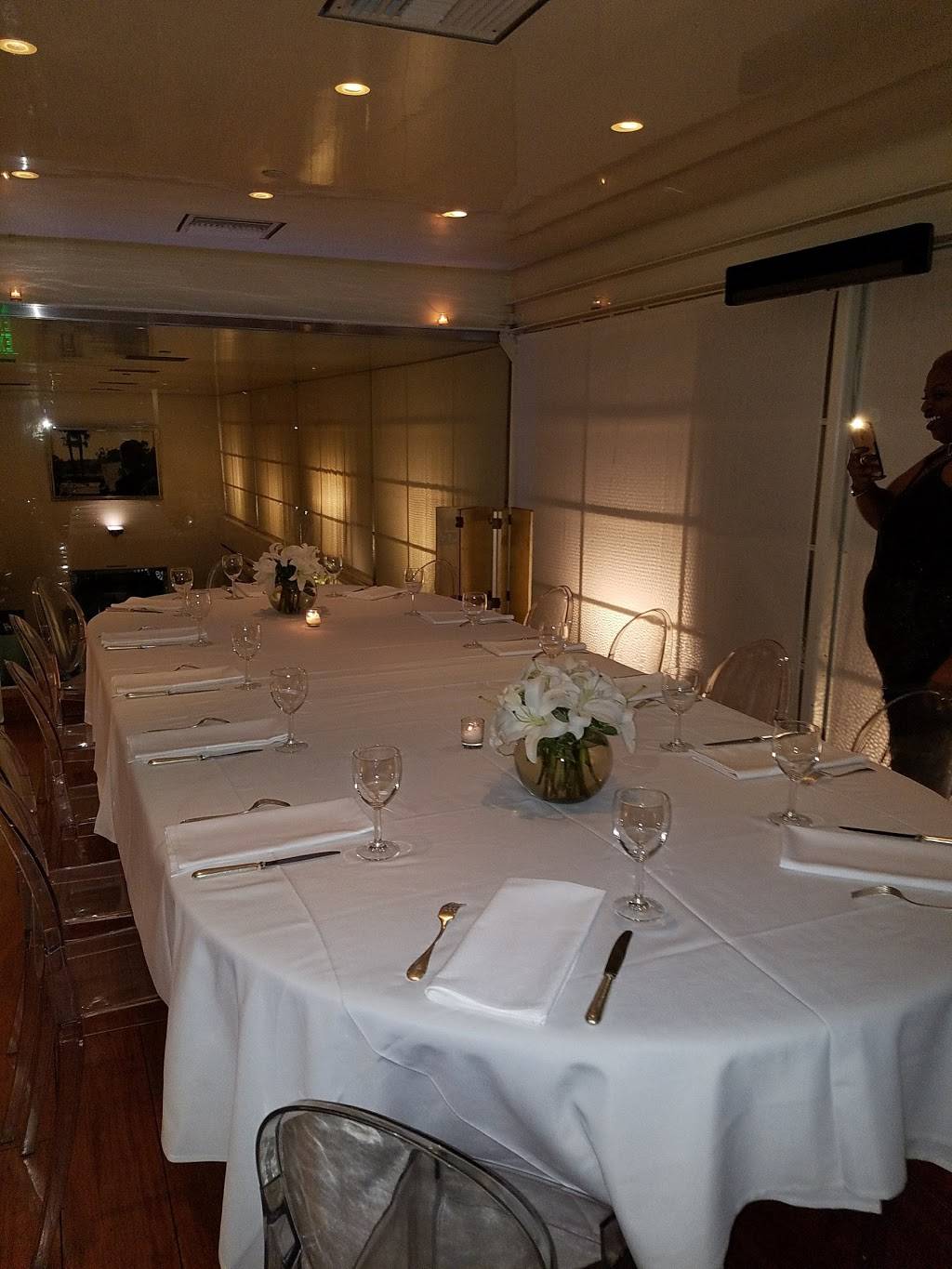 Mr Chow | restaurant | 344 N Camden Dr, Beverly Hills, CA 90210, USA | 3102789911 OR +1 310-278-9911