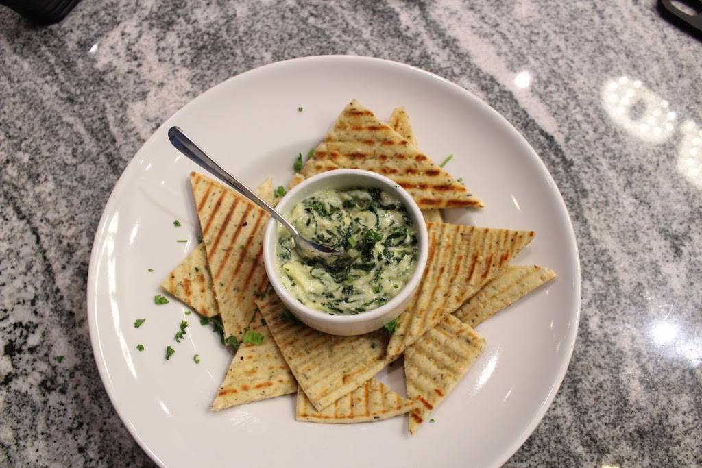 Oak & Pie | restaurant | 2244 N Greenwich Rd #900, Wichita, KS 67226, USA | 3167686900 OR +1 316-768-6900