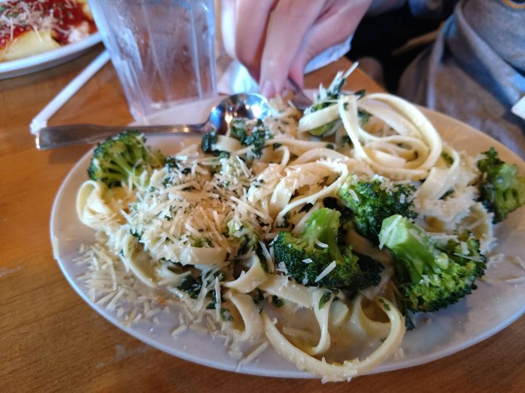 Pastabilities | restaurant | 1726 Battleground Ave, Greensboro, NC 27408, USA | 3362727823 OR +1 336-272-7823