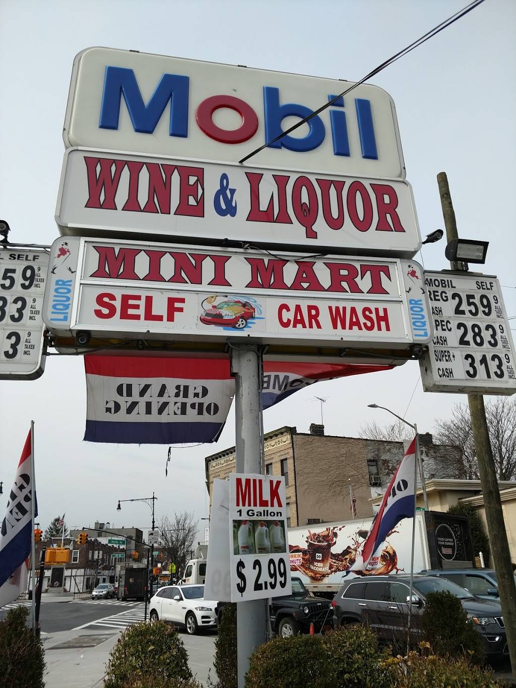 Glendale Diner | restaurant | 71-08 Myrtle Ave, Glendale, NY 11385, USA | 7183668846 OR +1 718-366-8846