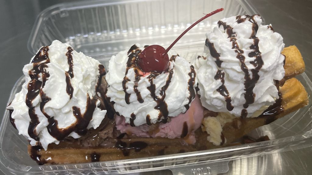 Fruteria Tostitos | restaurant | 2150 E Pioneer Pkwy Suite 110, Arlington, TX 76010, USA | 4696255908 OR +1 469-625-5908