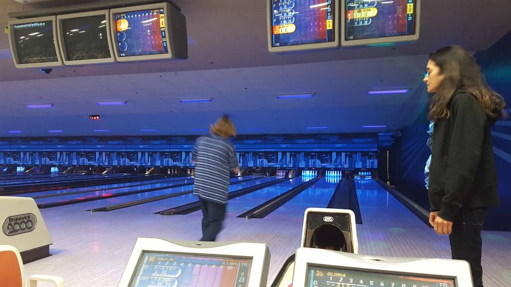 Finnigans Restaurant | restaurant | 101 Locust St, Lakewood, NJ 08701, USA | 7323647900 OR +1 732-364-7900