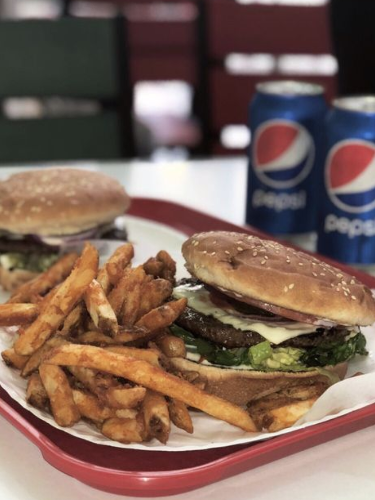 Halal Munchies | restaurant | 705 N Newbridge Rd, Levittown, NY 11756, USA | 5164330954 OR +1 516-433-0954