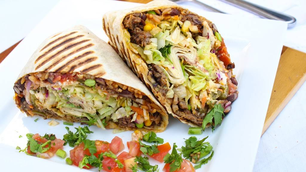 Bobby Burrito & Taco | restaurant | 3580 Tecumseh Rd E, Windsor, ON N8W 1H6, Canada | 5199158488 OR +1 519-915-8488