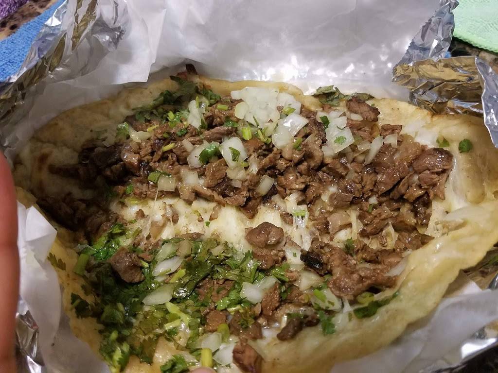 Taqueria Hacienda Tapatia | restaurant | 431 W 14th St, Chicago Heights, IL 60411, USA | 7085031600 OR +1 708-503-1600