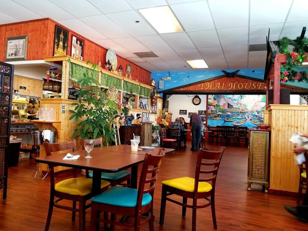 Thai House | Point Loma | restaurant | 3181 Cameron Park Dr, Cameron Park, CA 95682, USA | 5303508020 OR +1 530-350-8020