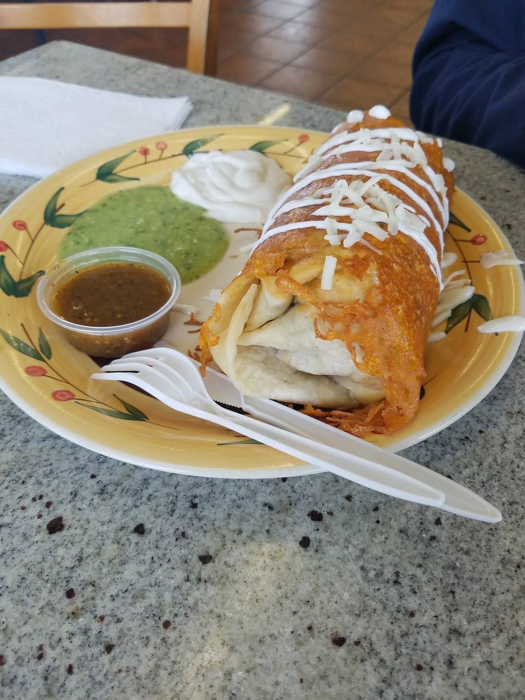 Taco Fresco Burgers & Fries | restaurant | 8168 Florin Rd, Sacramento, CA 95828, USA | 9163790498 OR +1 916-379-0498