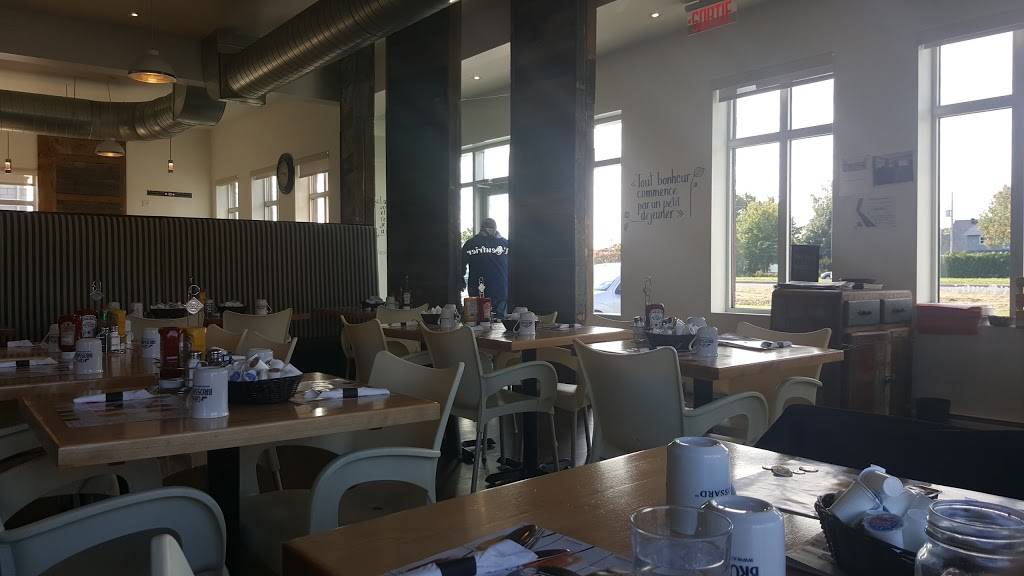 LOeufrier | restaurant | 415 Rue des Érables, Salaberry-de-Valleyfield, QC J6T 6J5, Canada | 4507470795 OR +1 450-747-0795