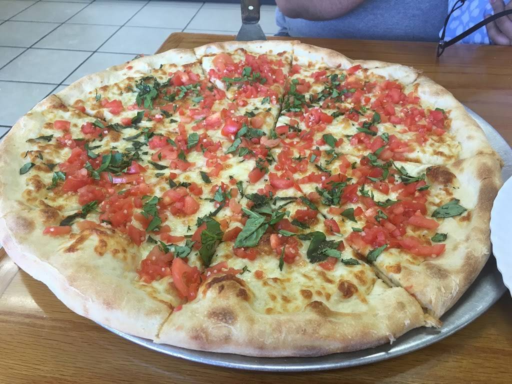 Pizza Suprema | restaurant | 1905 Collier Pkwy, Lutz, FL 33549, USA | 8139094999 OR +1 813-909-4999