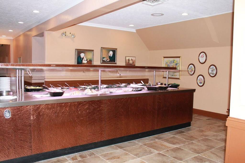 Maxfields Restaurant | restaurant | 11228 N Wyman Rd, Blanchard, MI 49310, USA | 9894275630 OR +1 989-427-5630