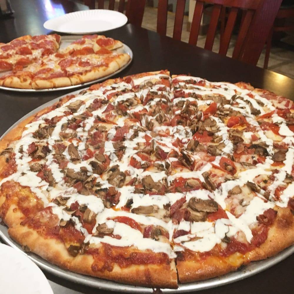 California Gourmet Pizza | restaurant | 235 West St, Soledad, CA 93960, USA | 8316788000 OR +1 831-678-8000