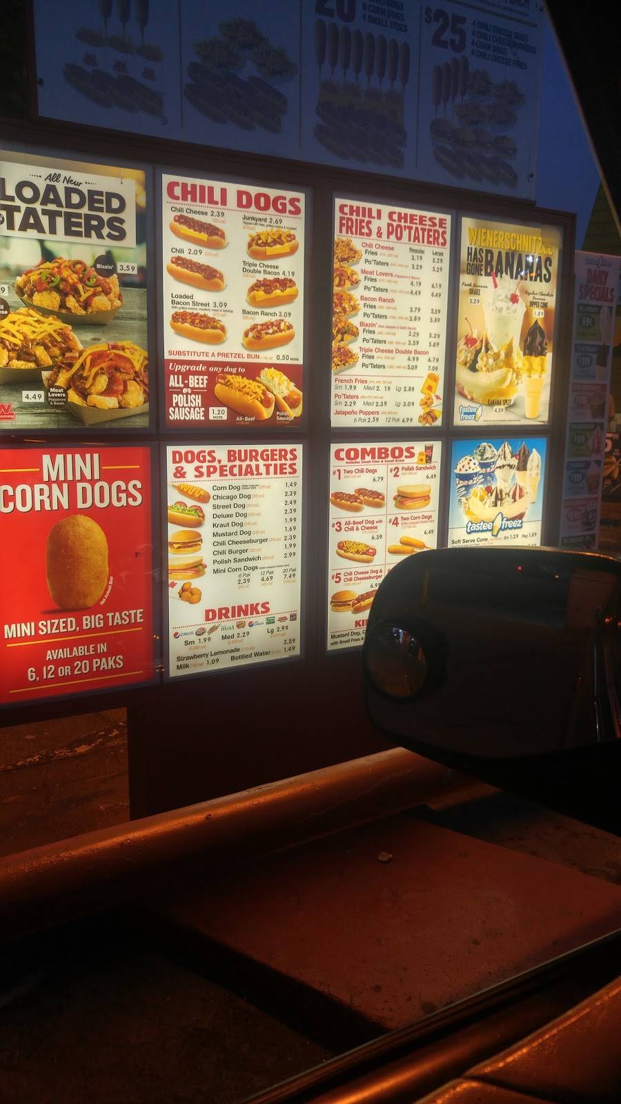 Wienerschnitzel | restaurant | 935 S 1st St, San Jose, CA 95110, USA | 4082977020 OR +1 408-297-7020