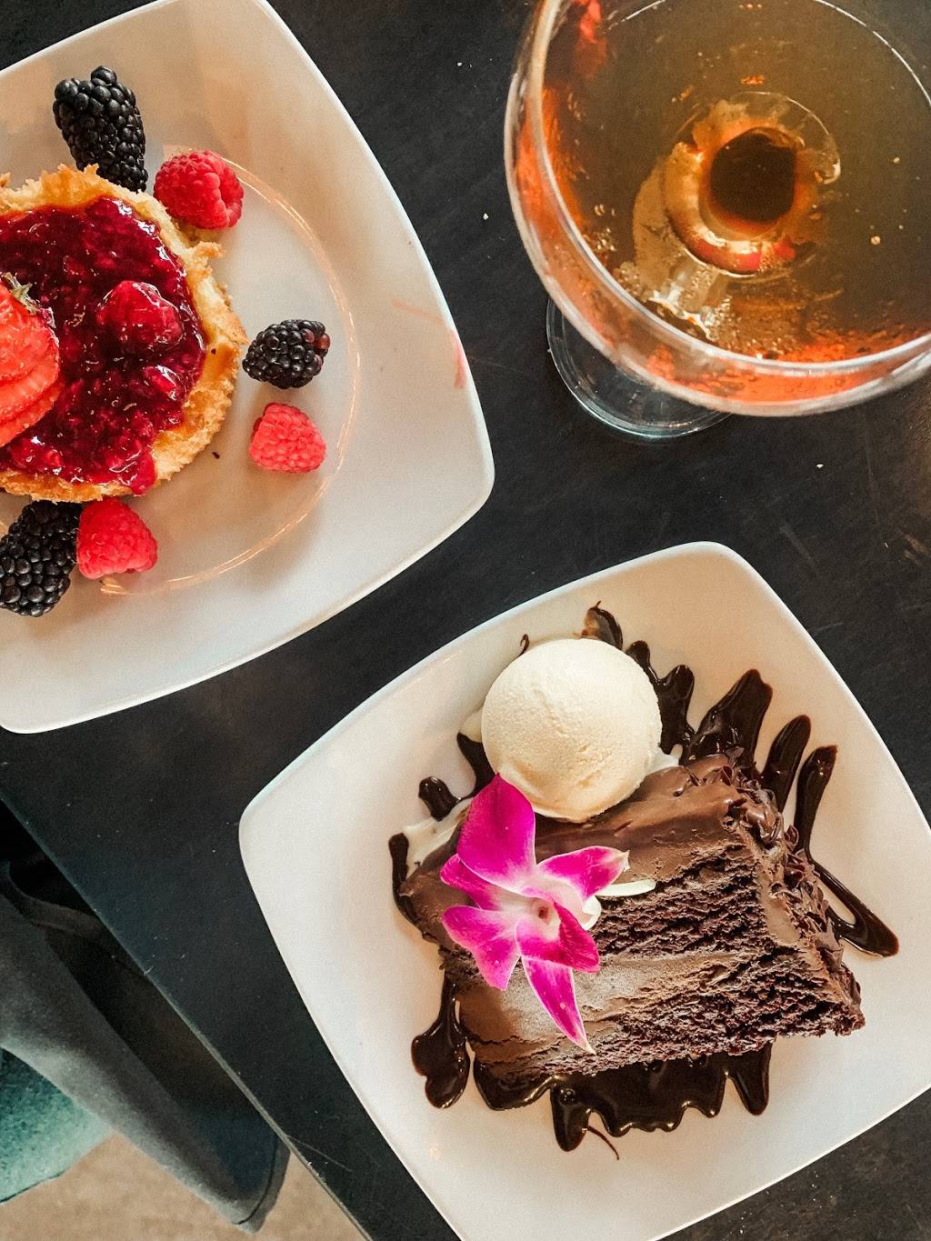 The Parlay Kitchen + Cocktails | restaurant | 1245 S Price Rd # 1, Chandler, AZ 85286, USA | 4805005247 OR +1 480-500-5247