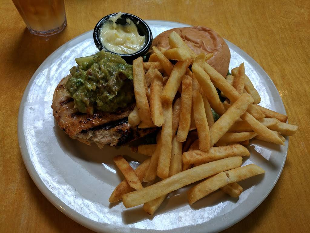 Washington Square Bar & Grill | restaurant | 4736 Washington Ave, White Bear Lake, MN 55110, USA | 6514077162 OR +1 651-407-7162