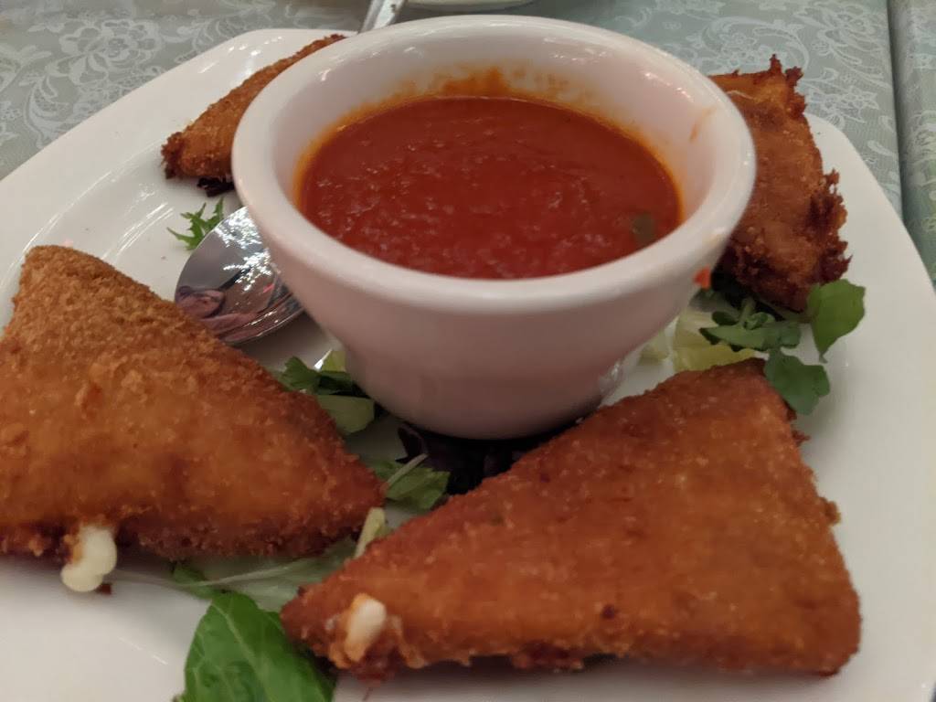 Macera’s restaurant | restaurant | 957 Reservoir Ave, Cranston, RI 02910, USA | 4014635303 OR +1 401-463-5303