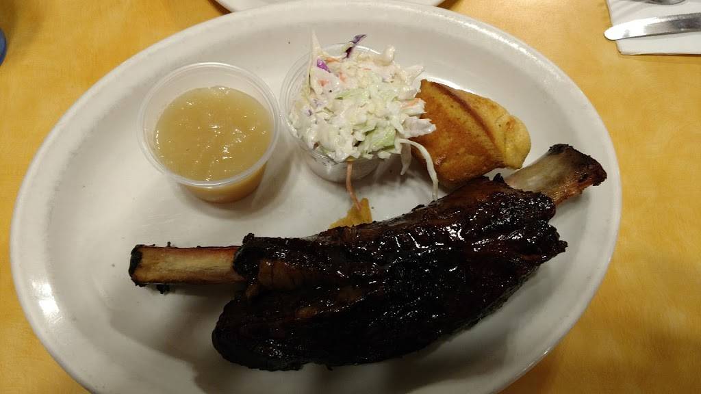 Holy Smoke | restaurant | 241 NY-6N, Mahopac, NY 10541, USA | 8456289795 OR +1 845-628-9795