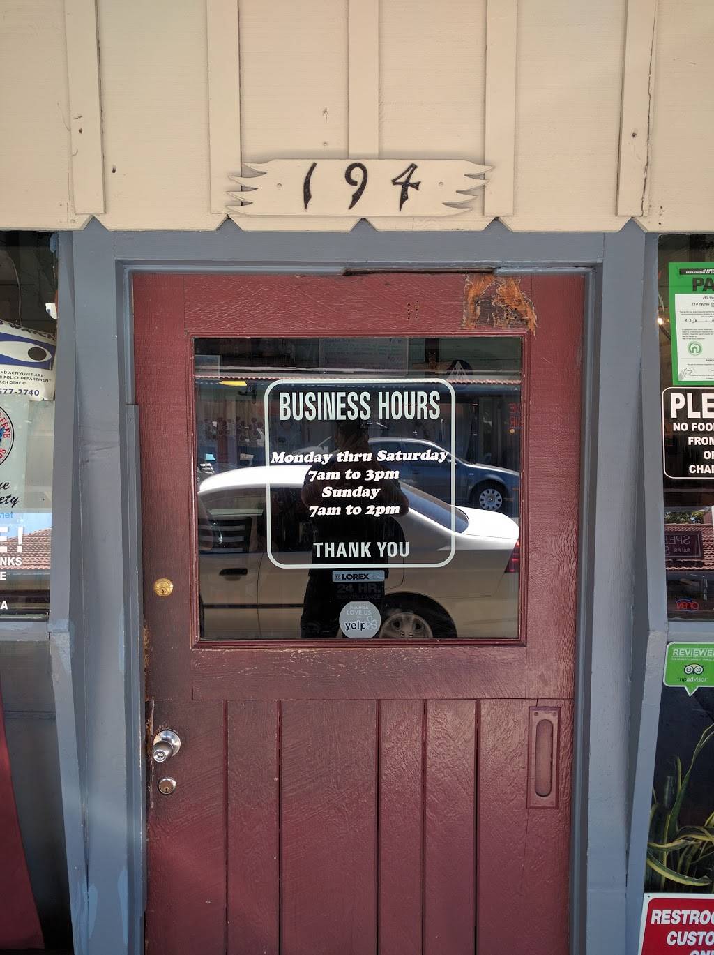 Pelton Cafe | restaurant | 194 Pelton Center Way, San Leandro, CA 94577, USA | 5104830943 OR +1 510-483-0943