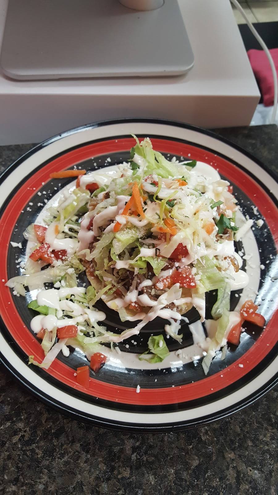 Antojitos Mexicanos Victoria -Restaurante | restaurant | 5025 N Tryon St suite 104, Charlotte, NC 28213, USA | 7049190627 OR +1 704-919-0627