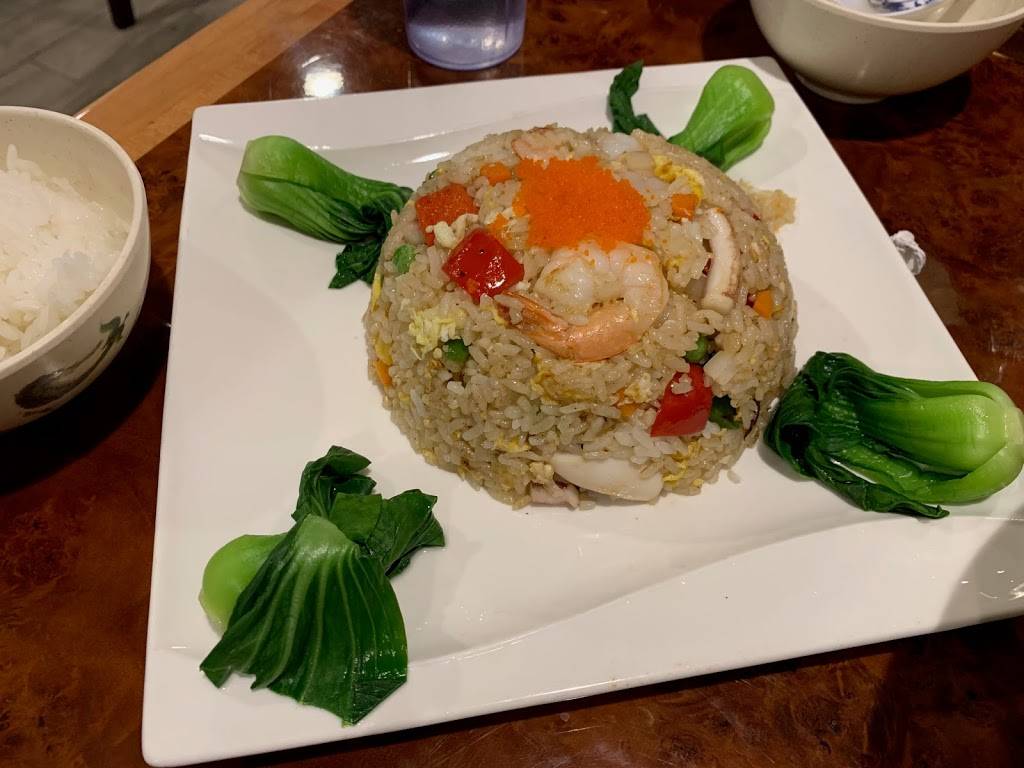 Fresh International Food Court | restaurant | 505 S Neil St, Champaign, IL 61820, USA | 2176072798 OR +1 217-607-2798