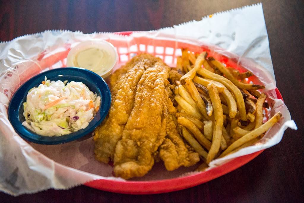 Wings A-Blazin | restaurant | 120 E 4th St, Hermann, MO 65041, USA | 5734863473 OR +1 573-486-3473