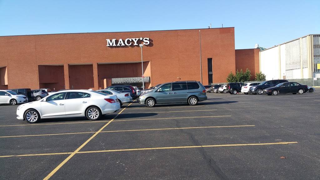 Westfield Sunrise | shopping mall | One Sunrise Mall, Massapequa, NY 11758, USA | 5167953550 OR +1 516-795-3550