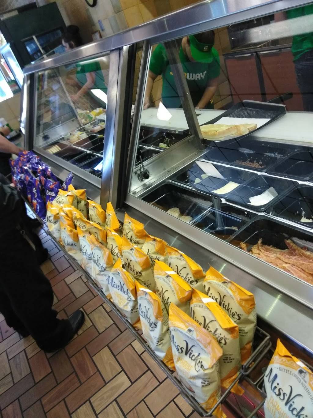 Subway | restaurant | 46 N Sutter St, Stockton, CA 95202, USA | 2094677101 OR +1 209-467-7101