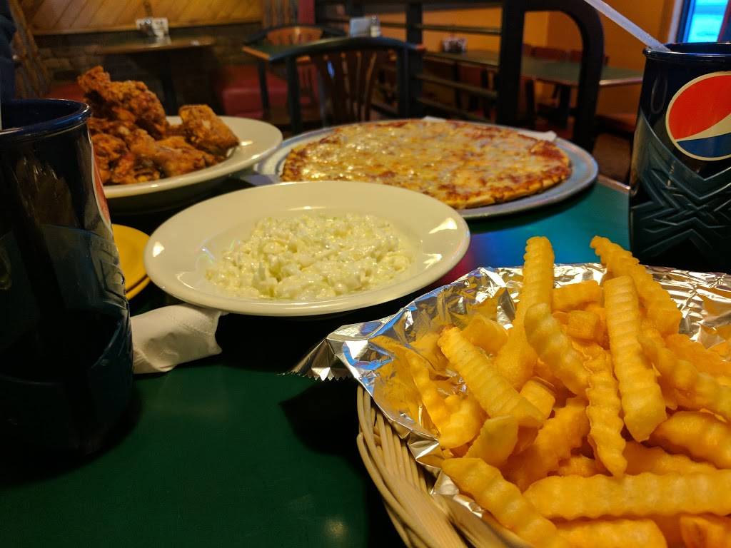 Yellow Mushroom Pizza | restaurant | 1208 S State St, Waseca, MN 56093, USA | 5078355000 OR +1 507-835-5000