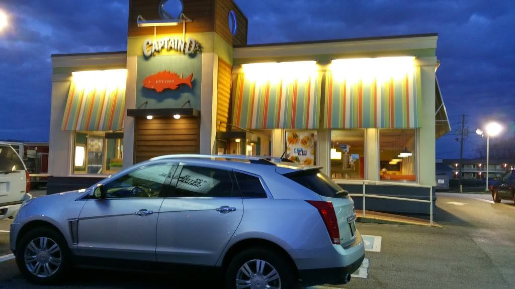 Captain Ds | restaurant | 2 Recreation Dr, Oxford, AL 36203, USA | 2568352455 OR +1 256-835-2455