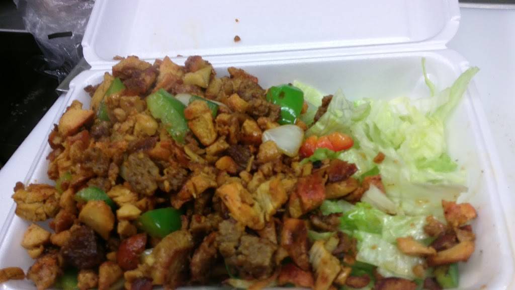 U.S FRIED CHICKEN AND GYROS | restaurant | 305 Walnut St, Springfield, MA 01109, USA | 4137333300 OR +1 413-733-3300