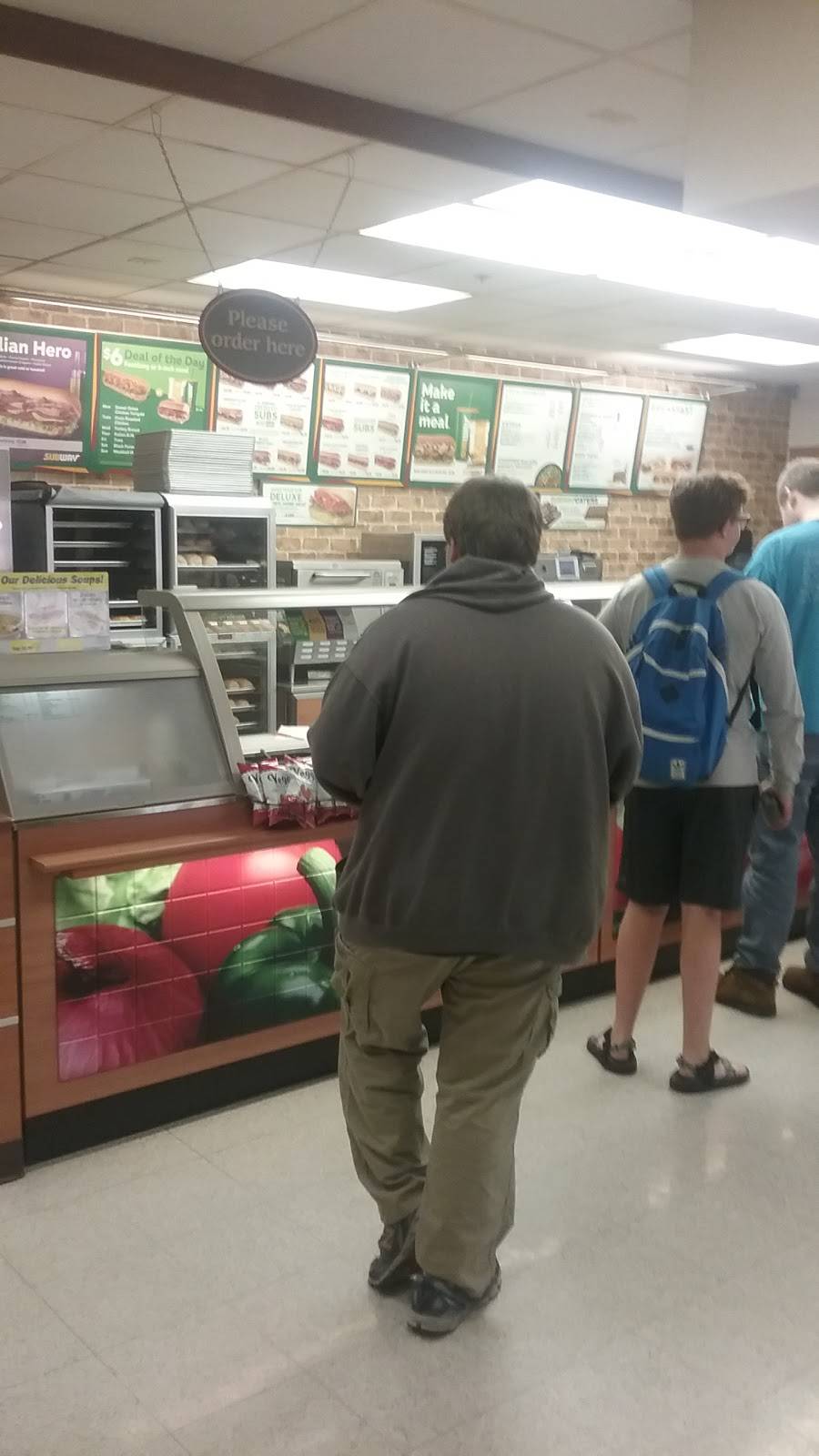 Subway | restaurant | 2425 TN-75, Blountville, TN 37617, USA | 4233238973 OR +1 423-323-8973