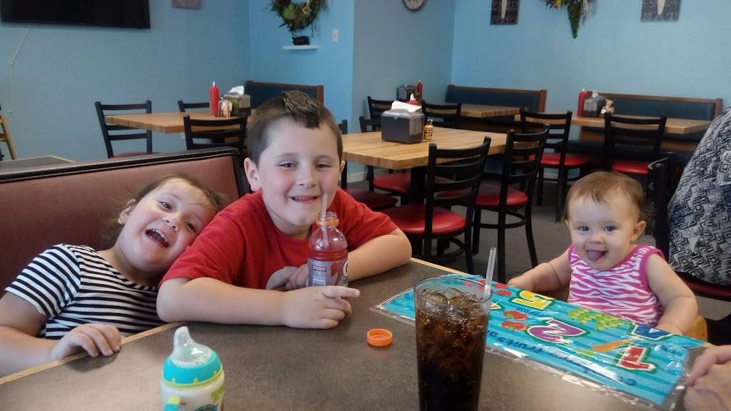 IC Scoops | restaurant | 12106 Boydton Plank Rd C, Petersburg, VA 23803, USA | 8045863582 OR +1 804-586-3582