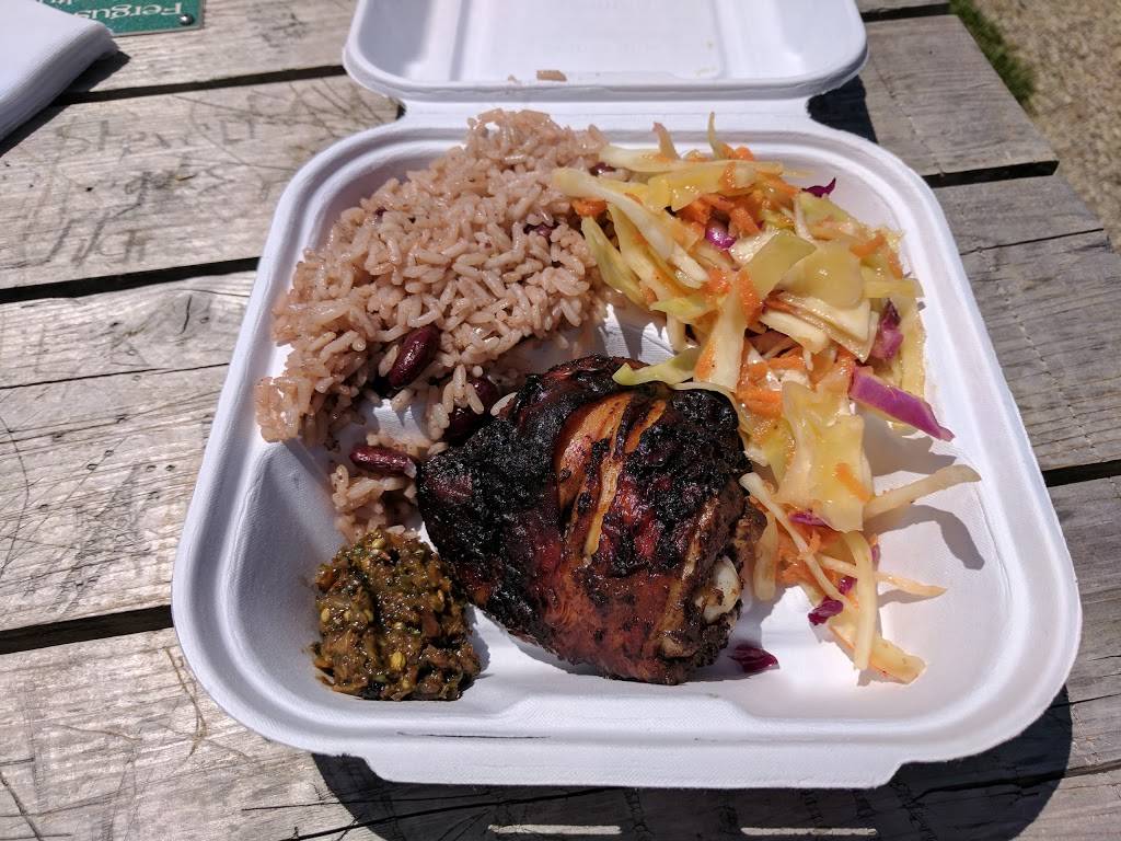 Underground Kitchen | restaurant | 152 St Andrew St W Rear, Menzies Lane, Fergus, ON N1M 1N5, Canada | 2263837684 OR +1 226-383-7684