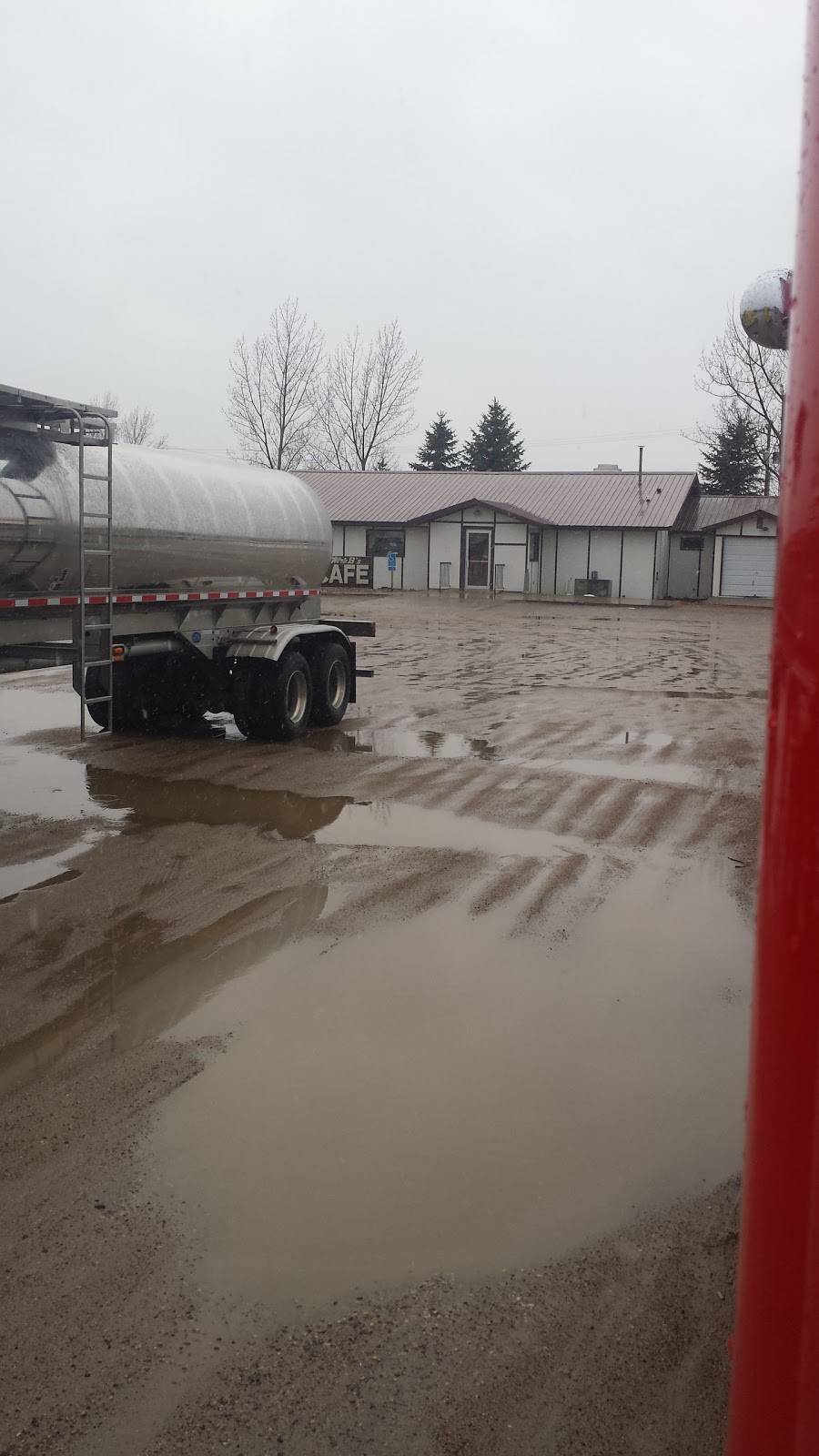 Mrs Bs Cafe | cafe | 43869 Fort Thunder Rd, Perham, MN 56573, USA | 2183466772 OR +1 218-346-6772