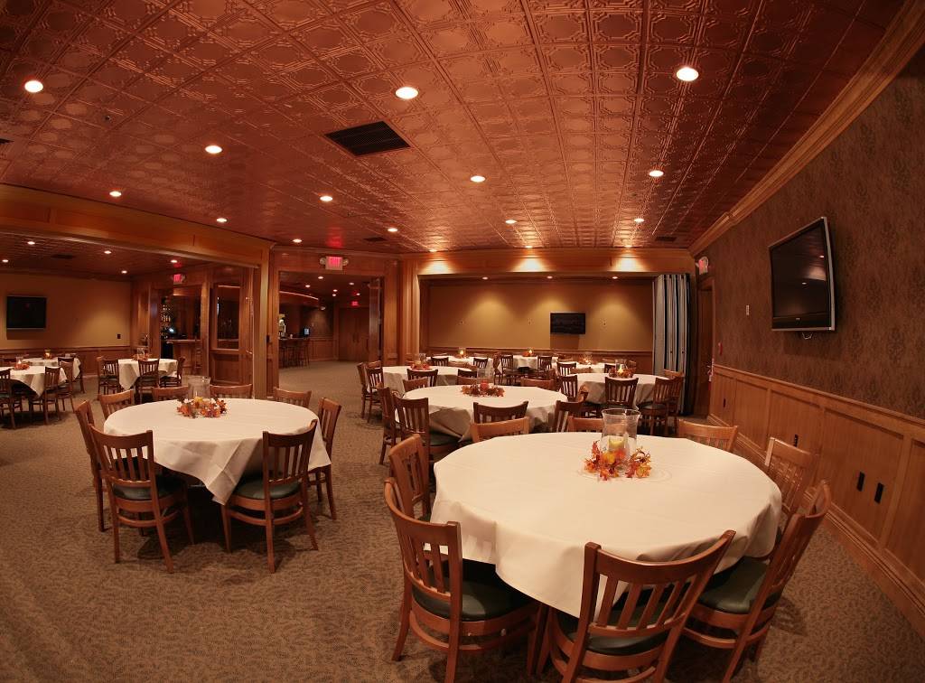 Play Arcade + Kitchen | night club | 5900 Mayfield Rd, Mayfield Heights, OH 44124, USA | 4404424263 OR +1 440-442-4263