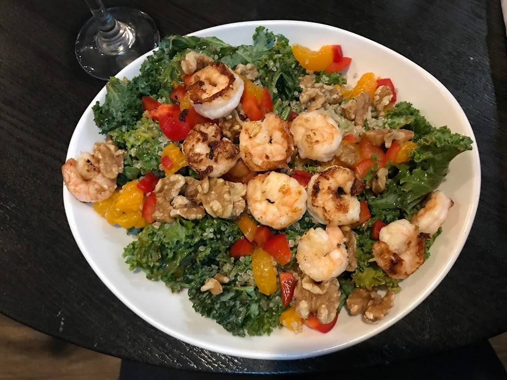 Pints | restaurant | 112 S York St, Elmhurst, IL 60126, USA | 6308334303 OR +1 630-833-4303