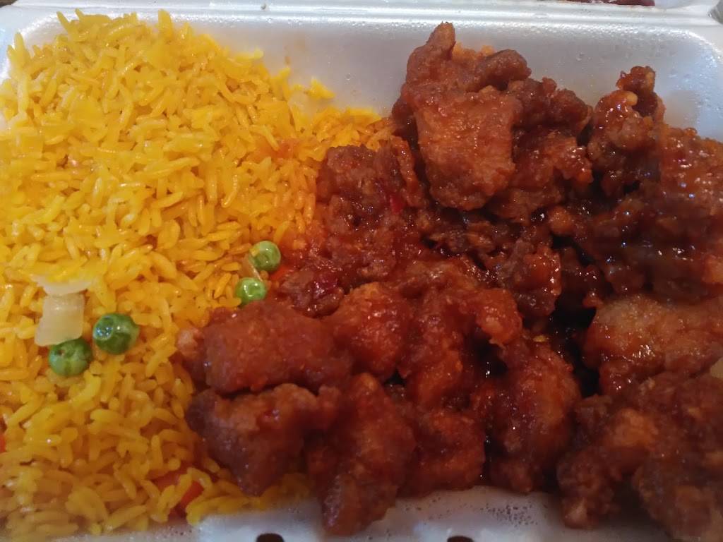 Great Wall | restaurant | 1432 Locust St #200, Davenport, IA 52804, USA | 5633238802 OR +1 563-323-8802