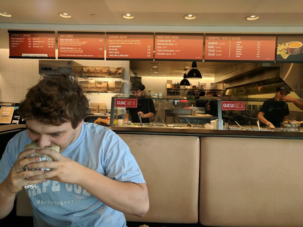 Chipotle Mexican Grill | restaurant | 5600 Van Nuys Blvd, Van Nuys, CA 91401, USA | 8184554560 OR +1 818-455-4560