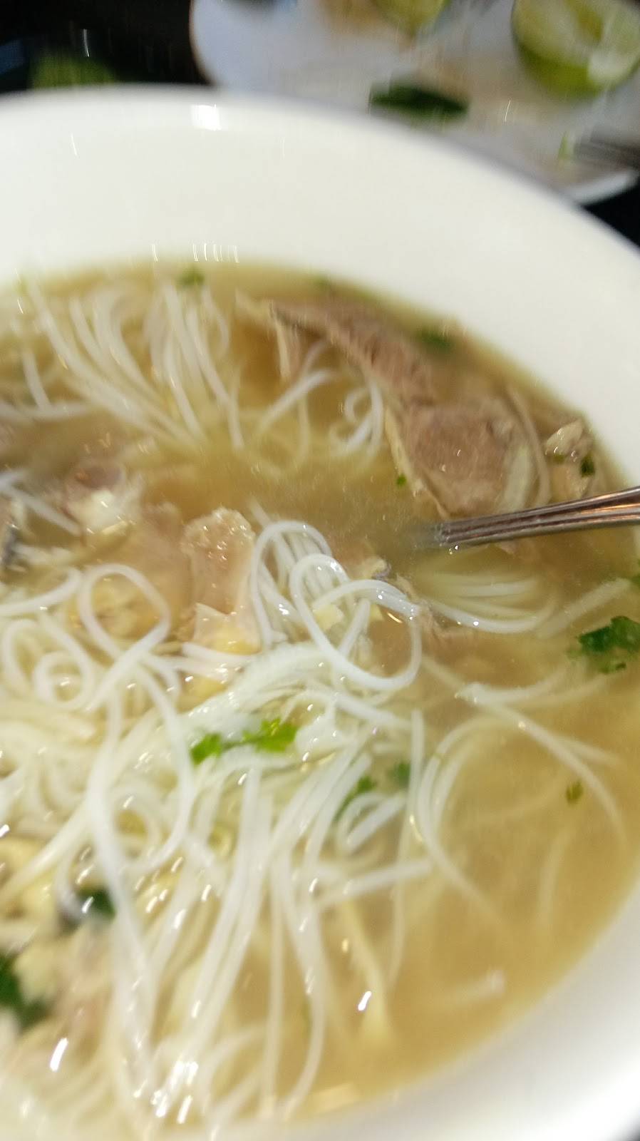 House of Pho | restaurant | 20500 Hesperian Blvd, Hayward, CA 94541, USA | 5105783533 OR +1 510-578-3533