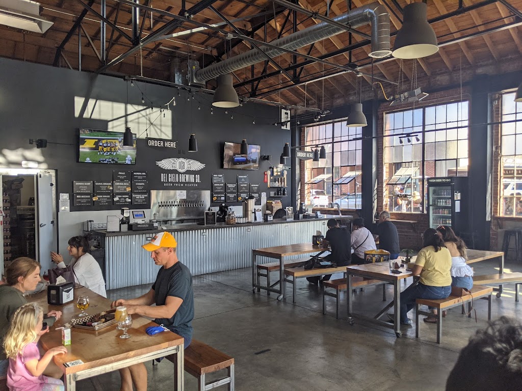 Del Cielo Brewing Co. | restaurant | 701 Escobar St A, Martinez, CA 94553, USA | 9252934286 OR +1 925-293-4286