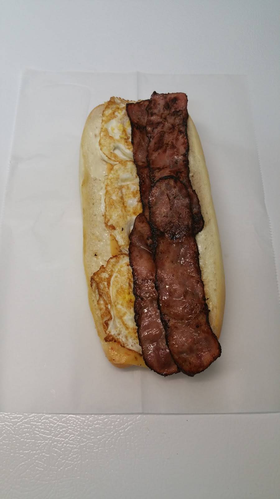 Davids Breakfast And Lunch | restaurant | 201 E Plumstead Ave, Lansdowne, PA 19050, USA | 4844664615 OR +1 484-466-4615