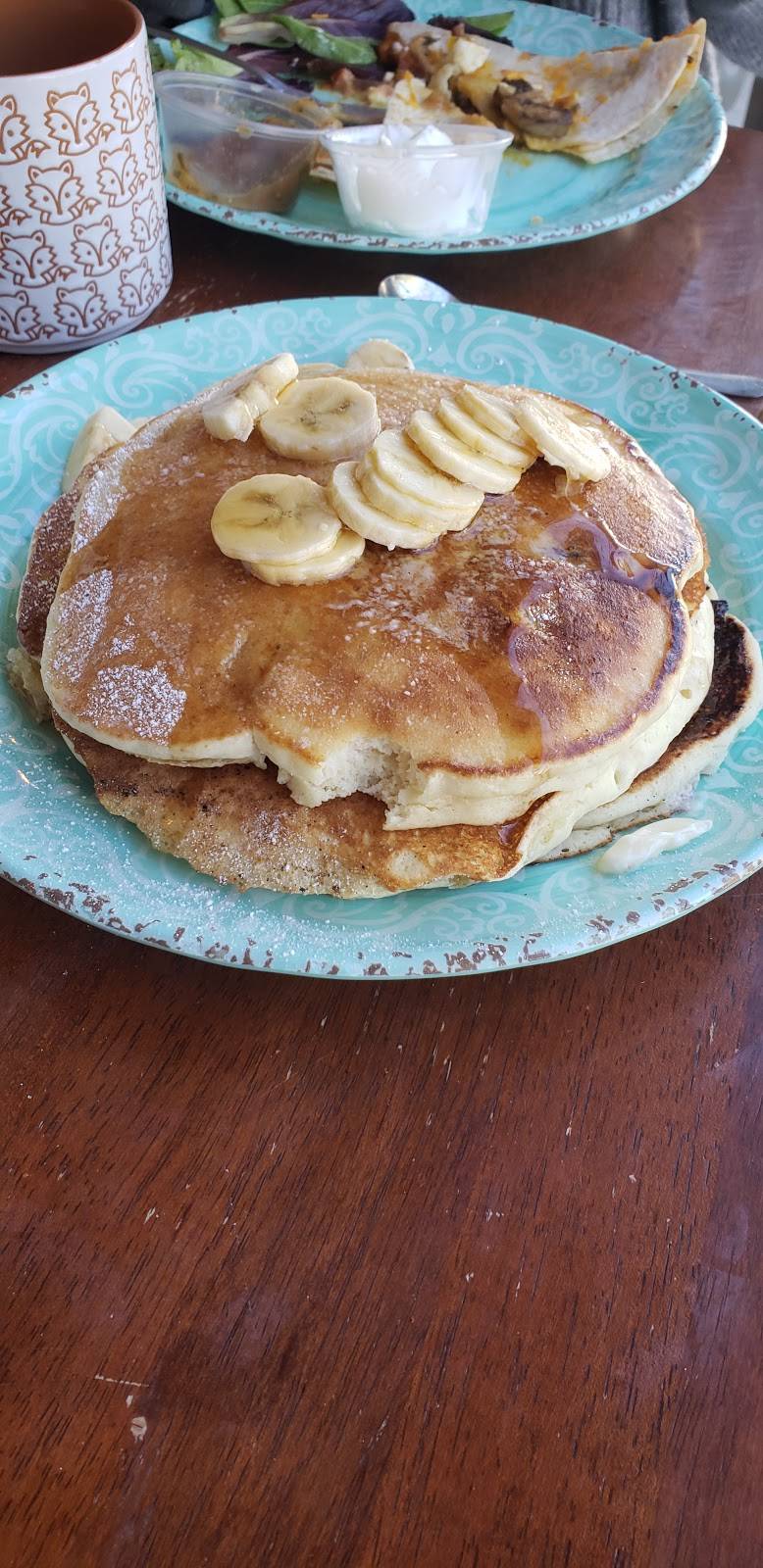 Yours and Mine Cafe and Bakery | restaurant | 2104, 132 E College St, Covina, CA 91723, USA | 6263319095 OR +1 626-331-9095