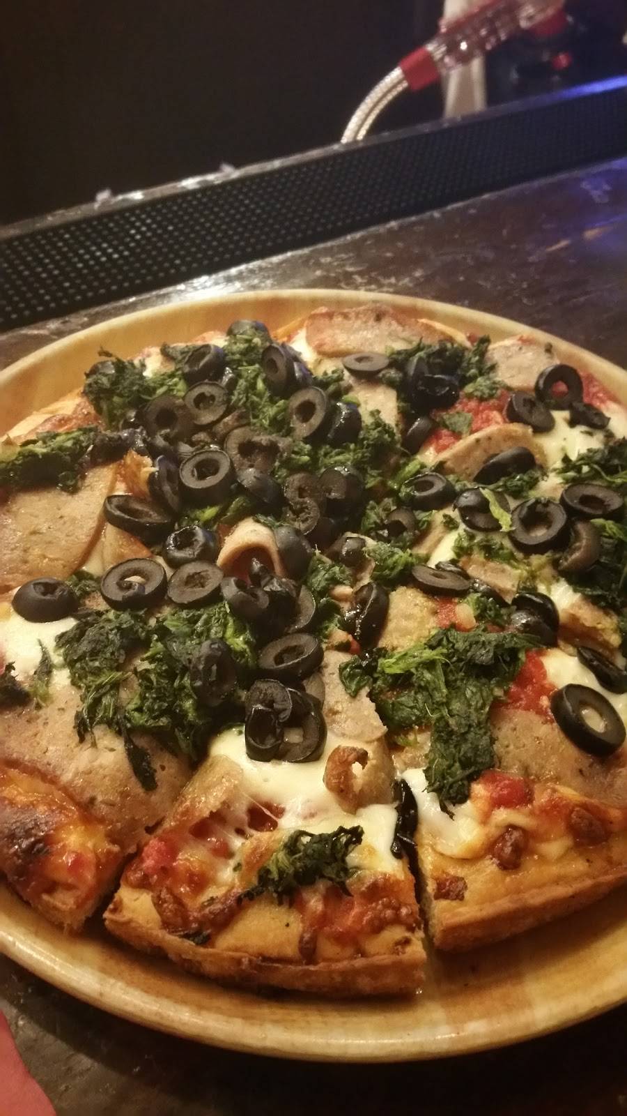 The Big Cheese & Pub | restaurant | 606 Reservoir Ave, Cranston, RI 02910, USA | 4014678210 OR +1 401-467-8210