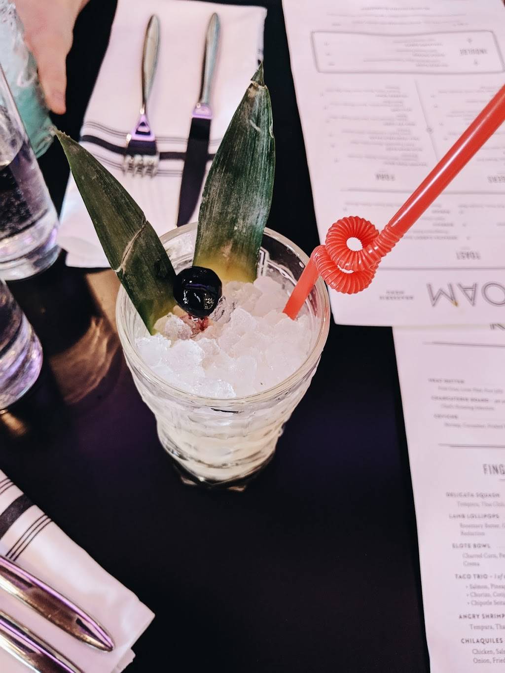 Roam | restaurant | 210 E River Dr, Davenport, IA 52801, USA | 5632009877 OR +1 563-200-9877